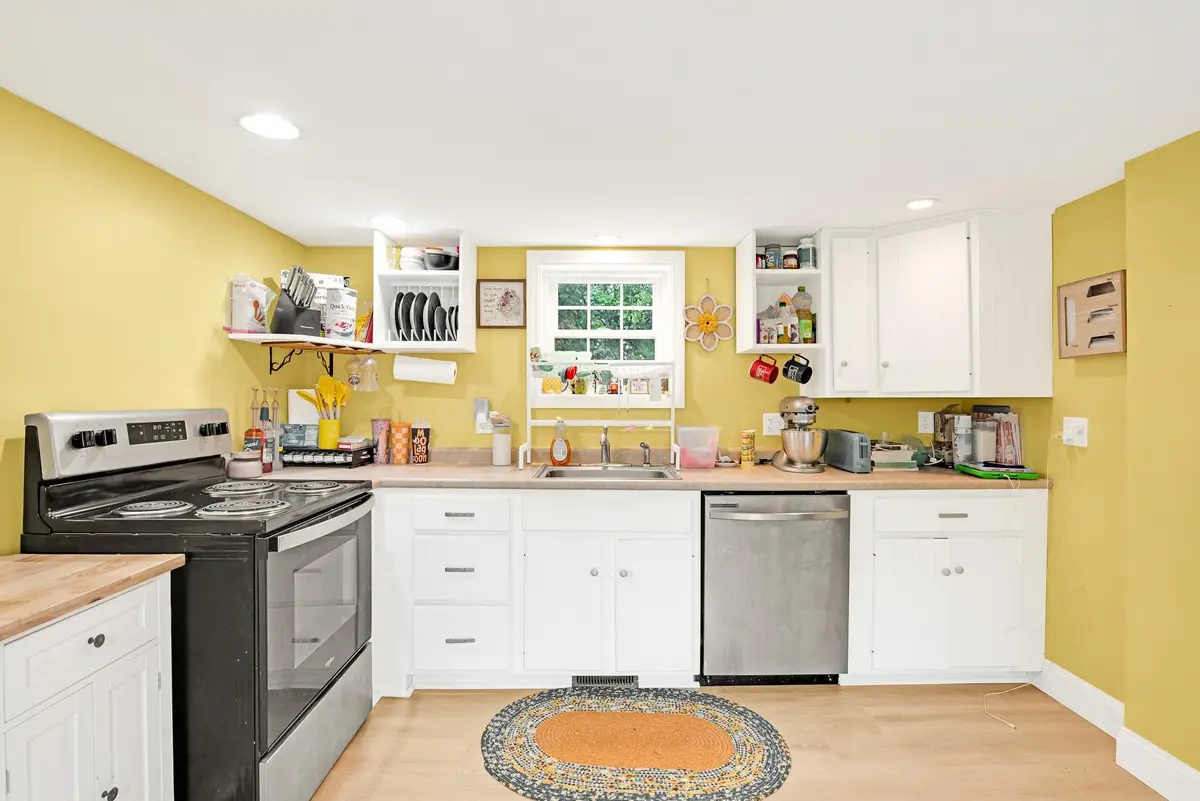 191 Main Street, Alton, NH 03809 - Image #1