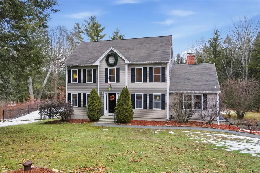 19 Ventura Drive, Raymond, NH 03077 - Image #2