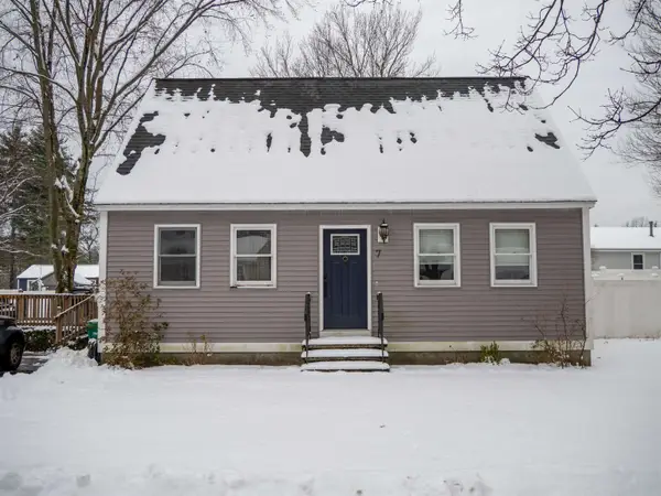 7 Kim Lane, Rochester, NH 03867