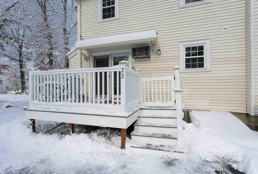 22 Olde Country Village Road, Londonderry, NH 03053 - Image #3