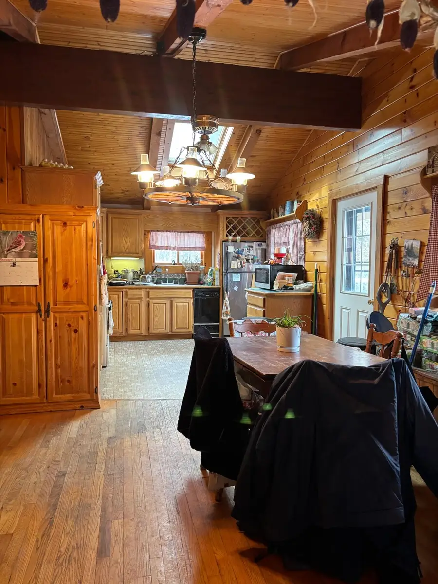 60 Pine Meadows Circle, Bennington, NH 03442 - Image #3