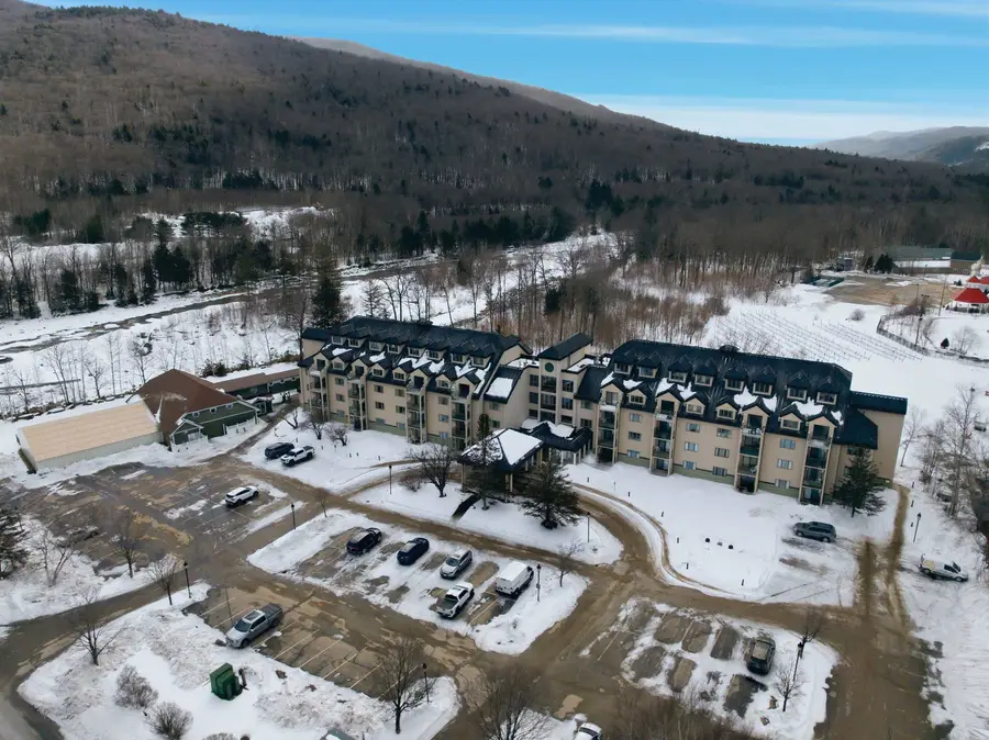 48 Cooper Memorial Drive #213/213A, Lincoln, NH 03251 - Image #3