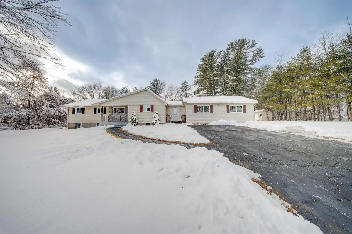 3 Woodbury Drive, Nashua, NH 03062 - Image #1