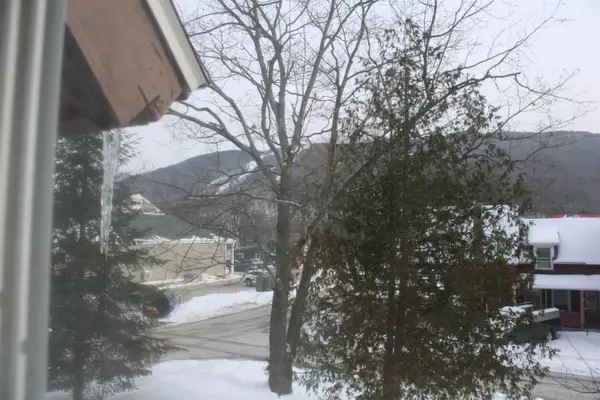 13 Maple Street, Lincoln, NH 03251