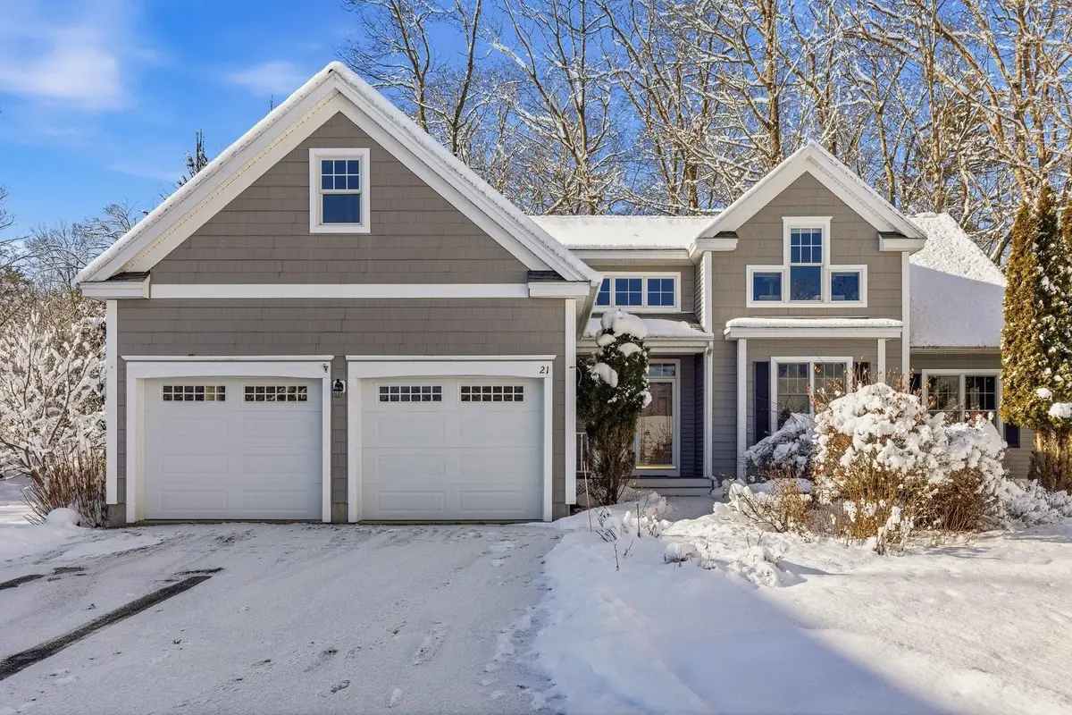 21 Parkman Brook Lane, Stratham, NH 03885 - Image #1