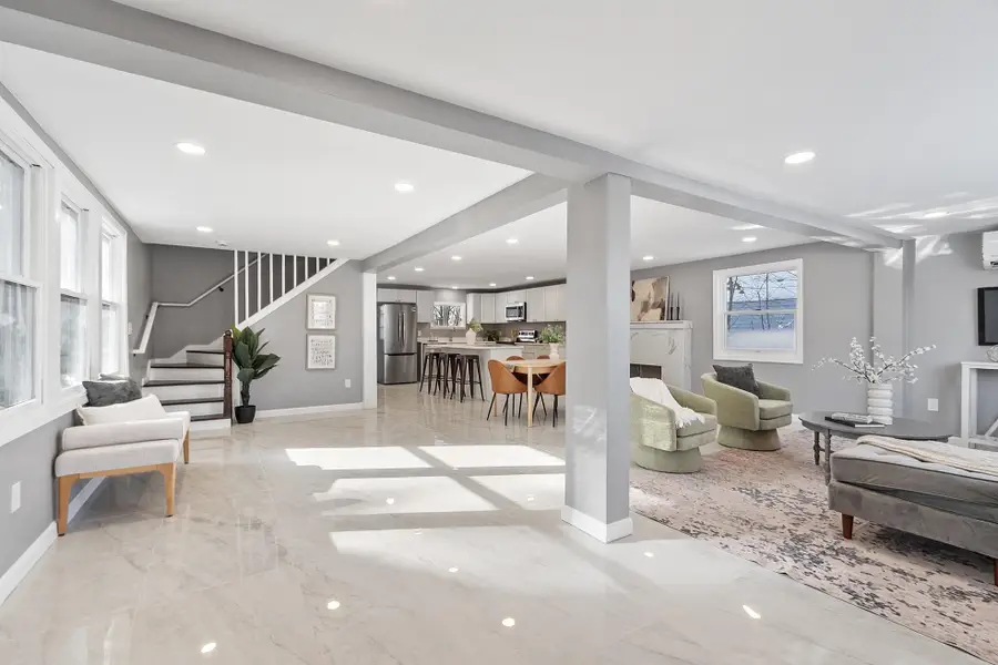 40 Grove Avenue, Salem, NH 03079 - Image #3