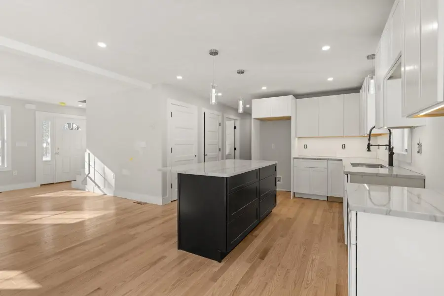 12 Peaslee Road, Rochester, NH 03867 - Image #3