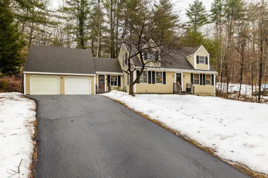 49 Cottage Circle, West Lebanon, NH 03784 - Image #2