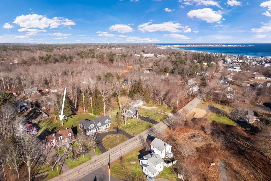 208 Long Sands Road, York, ME 03909 - Image #3
