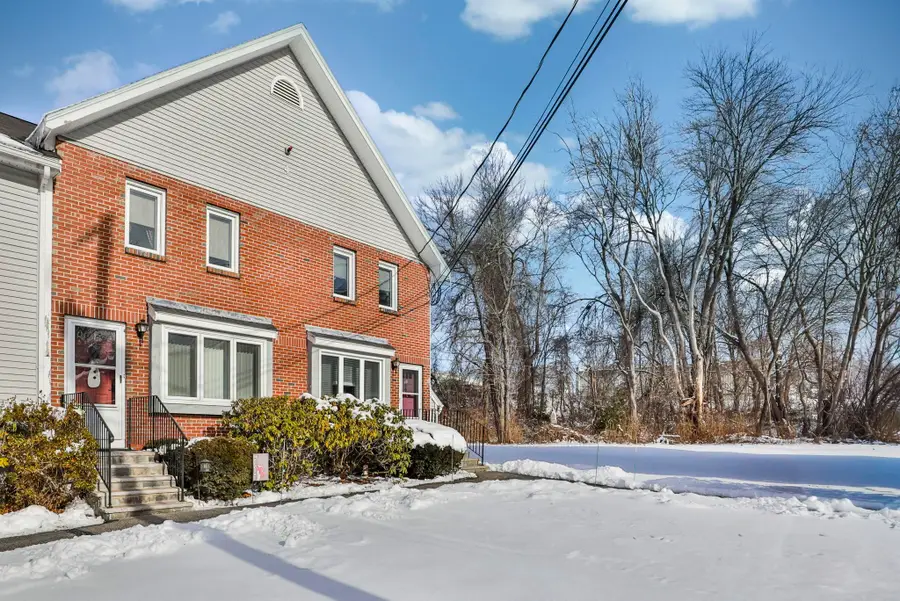 47 Willow Creek Drive, Hudson, NH 03051 - Image #3