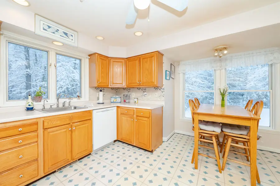 8 Coles Way, Atkinson, NH 03811 - Image #2