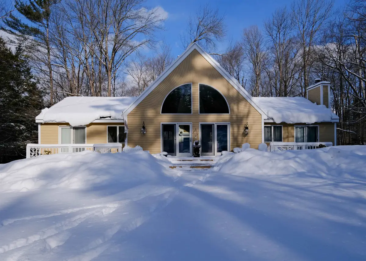 113 Ellison Loop, Ludlow, VT 05149 - Image #1