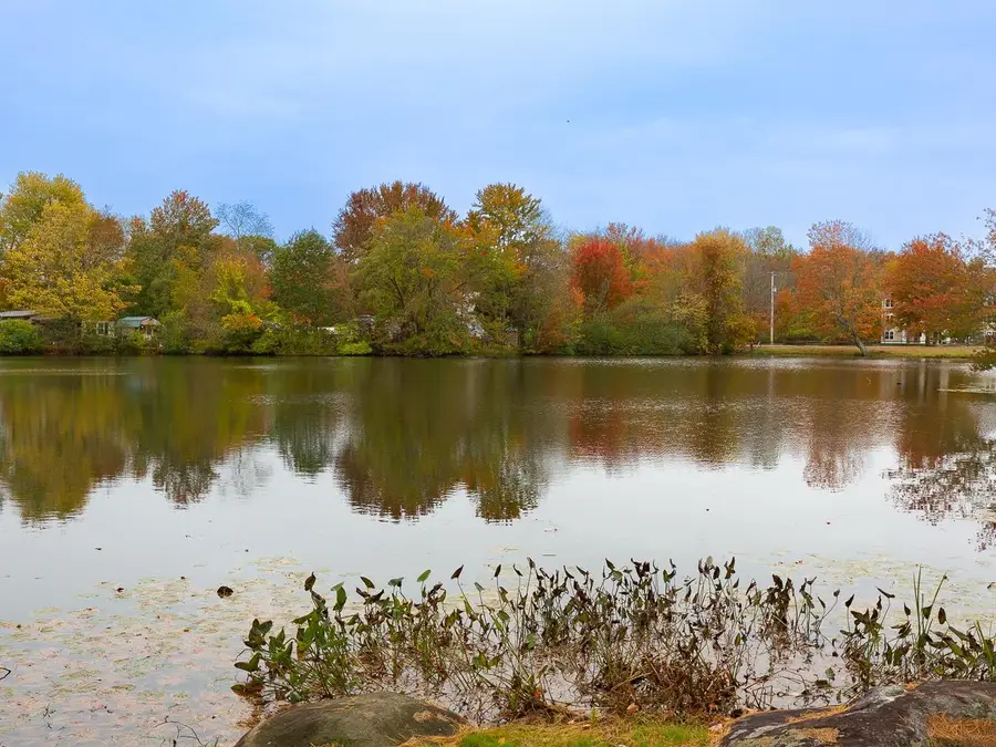 290 Calef Highway #B21, Epping, NH 03042 - Image #3