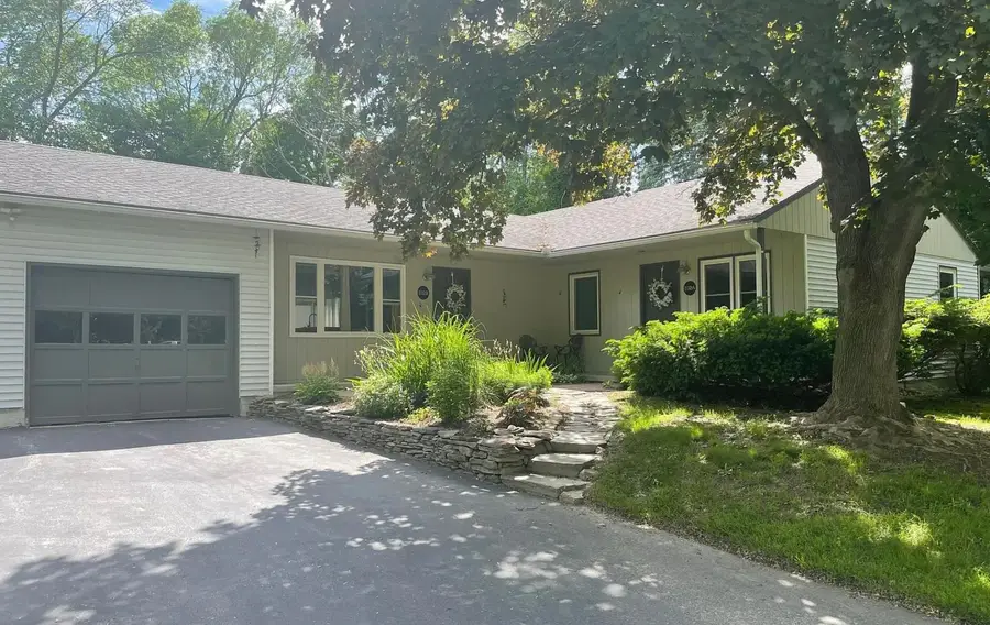 102 Juniper Ridge, Shelburne Town, VT 05403 - Image #2