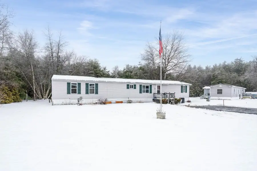 86 Martin Road, Deering, NH 03244 - Image #2