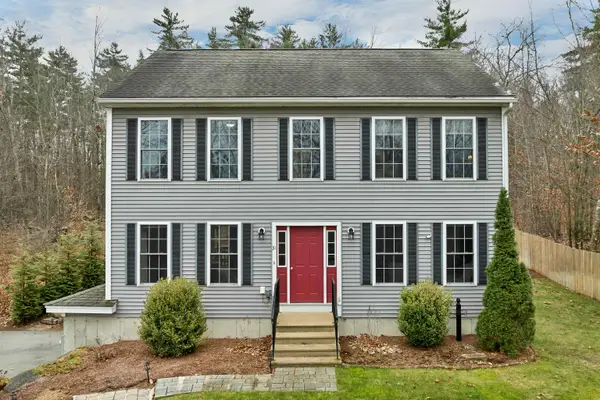 31 Canterbury Crossing, Northfield, NH 03276