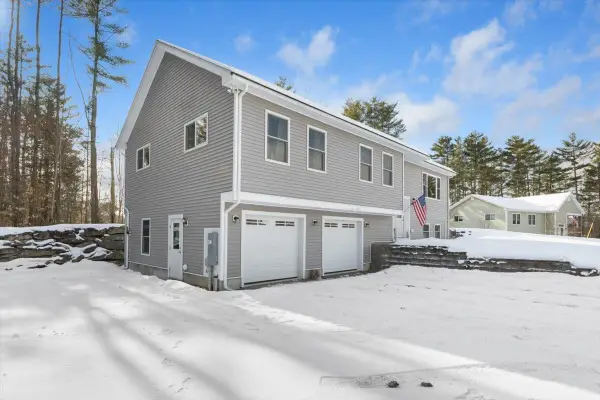 45 Village Way, Littleton, NH 03561