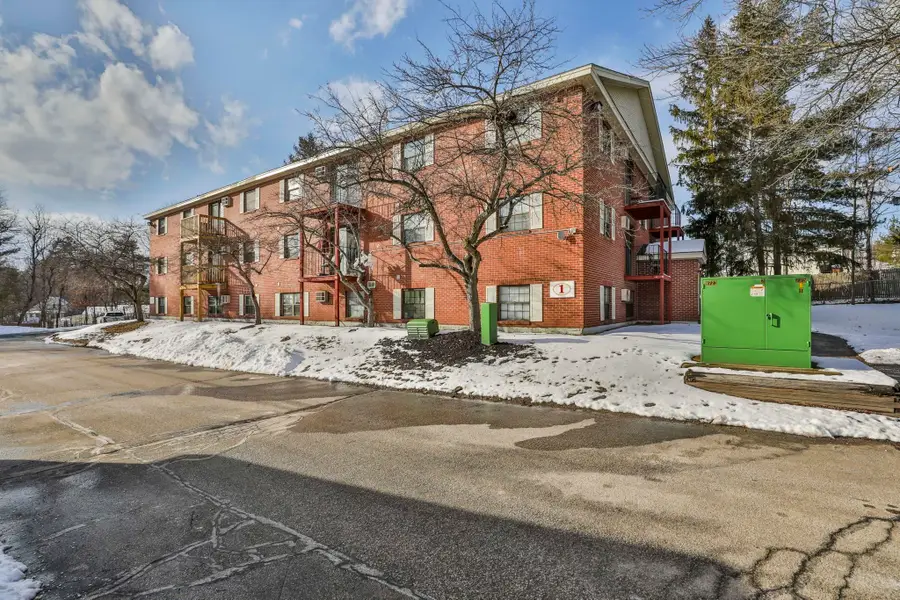 12 East Side Drive #19, Concord, NH 03301 - Image #3