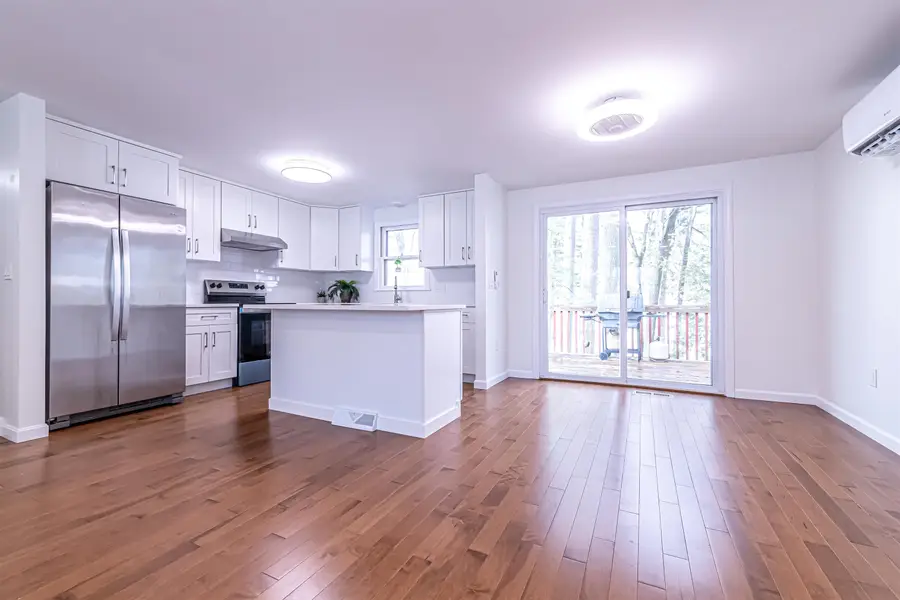 6 Lamplighter Drive, Nashua, NH 03064 - Image #3