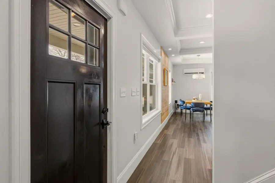 114 Saratoga Way, Portsmouth, NH 03801 - Image #2