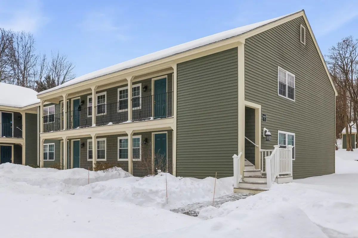 93 Henry Law Avenue #74, Dover, NH 03820 - Image #1