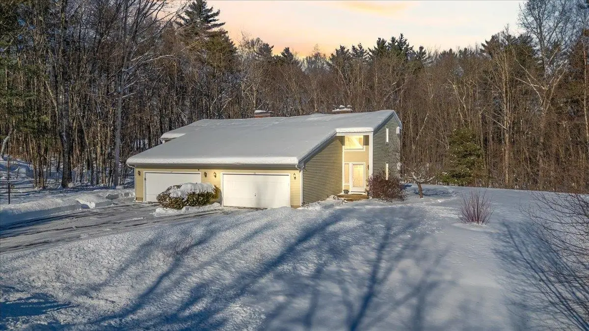 19 Jennifer Drive, Concord, NH 03301 - Image #1