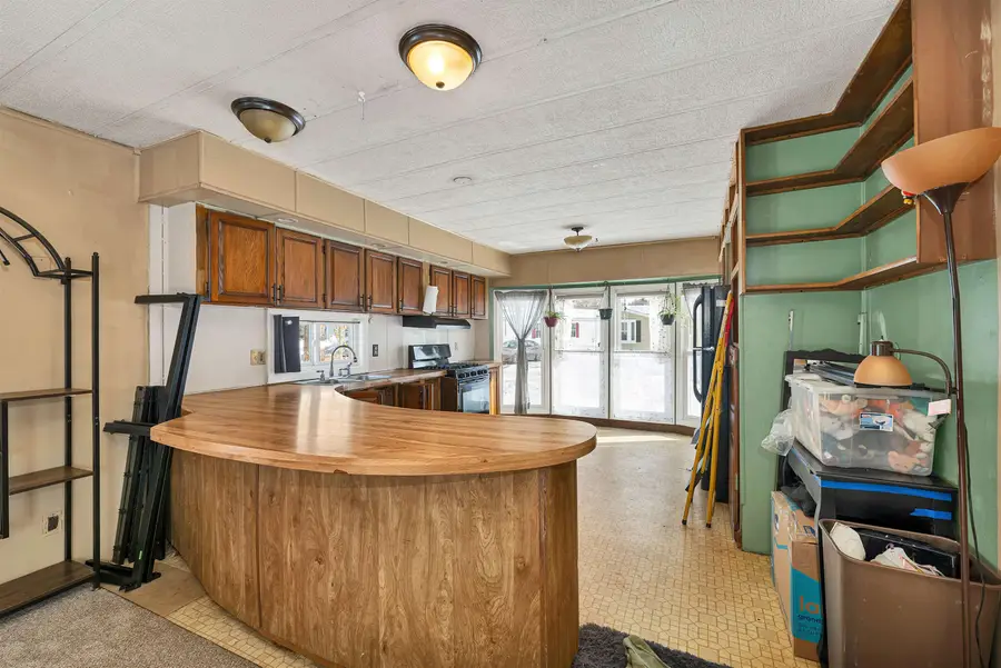 12 Cornwall Avenue, Exeter, NH 03833 - Image #2