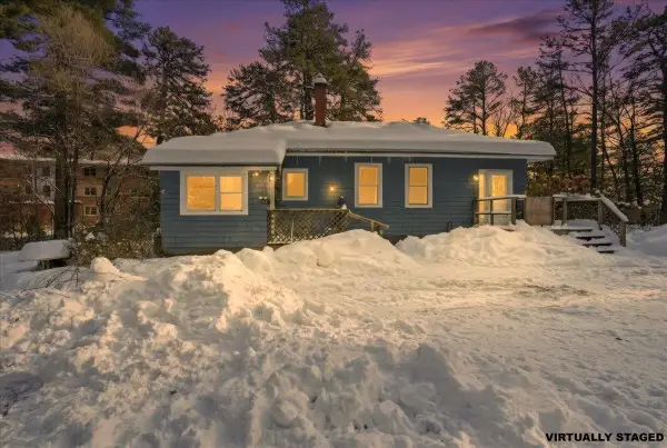 405 Upland Street, Manchester, NH 03102