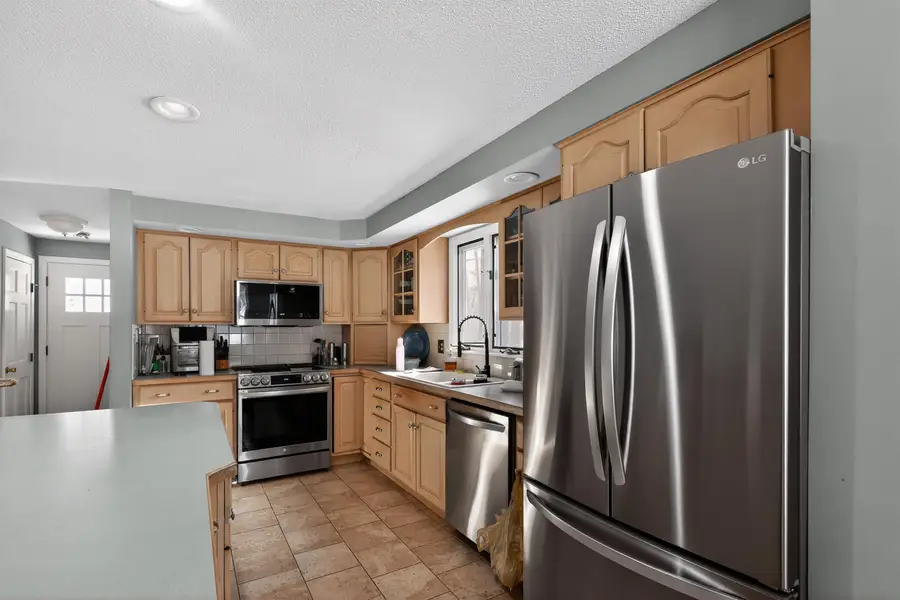 35 Winterhill Road, Goffstown, NH 03045 - Image #2