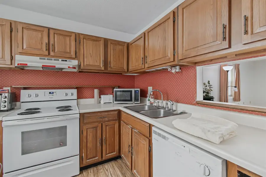 30 Hayes Avenue, South Burlington, VT 05403 - Image #2