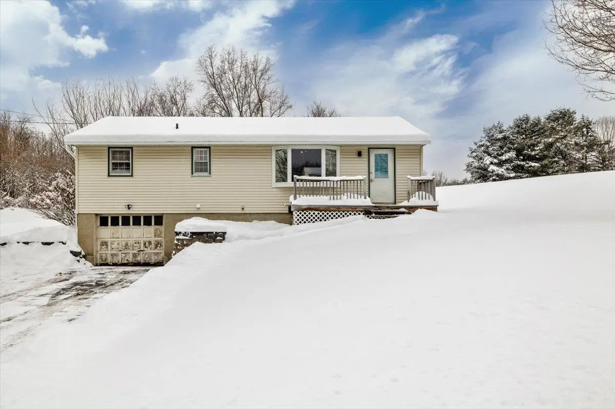 11 Sunny View Drive, Jericho, VT 05465 - Image #1