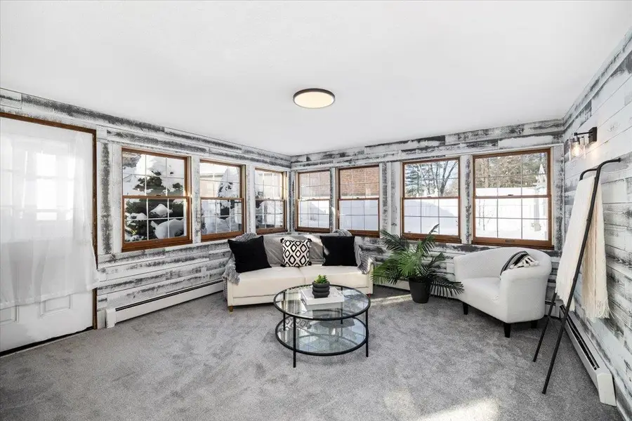 89 Summerside Avenue, Manchester, NH 03102 - Image #2