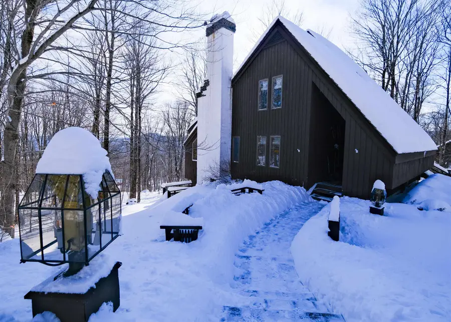 133 Snowy Owl Lane, Plymouth, VT 05056 - Image #3