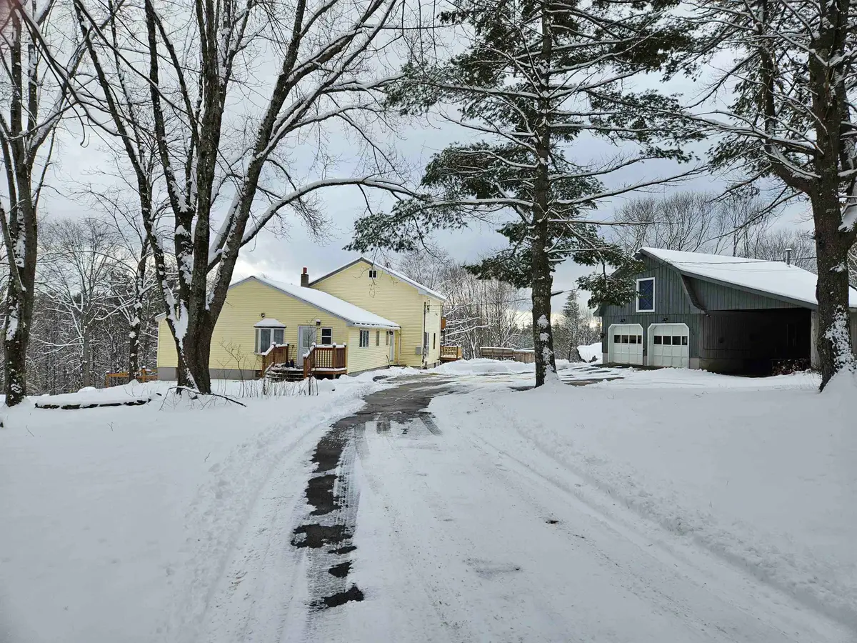 825 Second Crown Point Road, Strafford, NH 03884 - Image #1