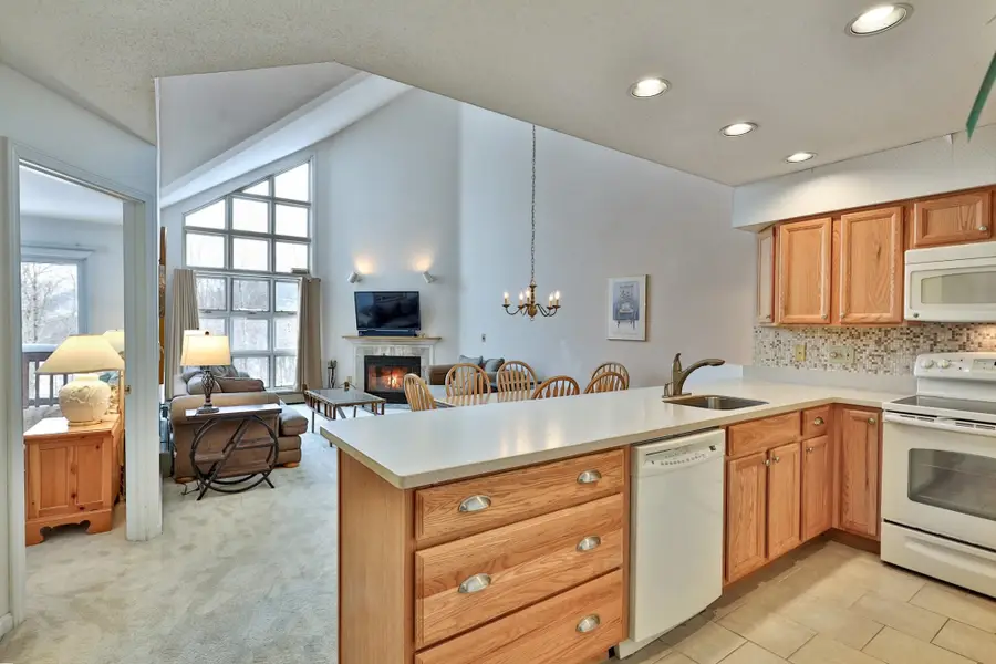 42 Brad Mead Drive #I-302, Killington, VT 05751 - Image #2