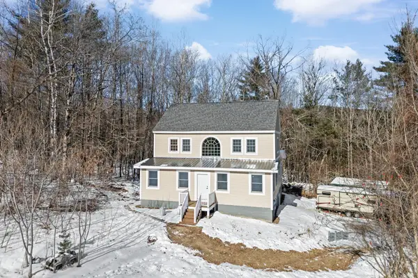 738 Old Hillsboro Road, Henniker, NH 03244