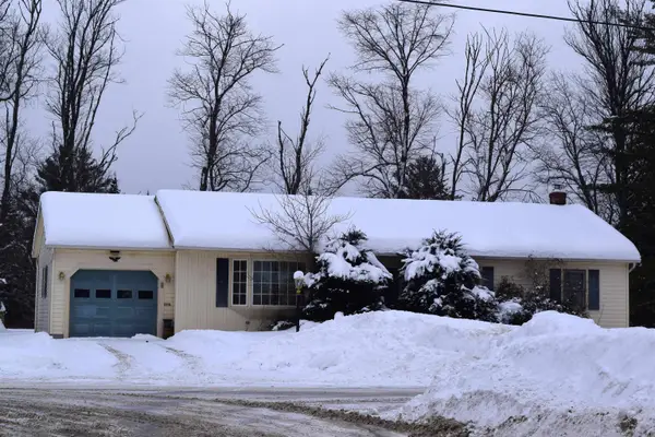 10 Starr King Park, Lancaster, NH 03584