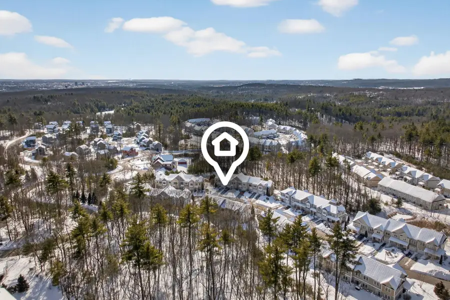 63 Woodview Way, Manchester, NH 03102 - Image #2