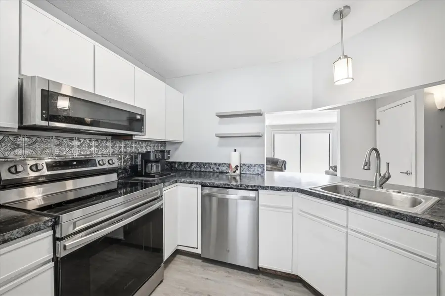 39 Apple Lane #B, Hollis, NH 03049 - Image #3