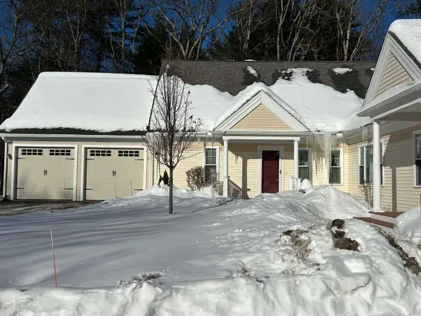7 Hilltop Lane, Brentwood, NH 03833