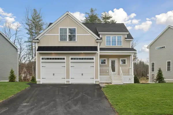 11 Copps Drive, Rochester, NH 03809