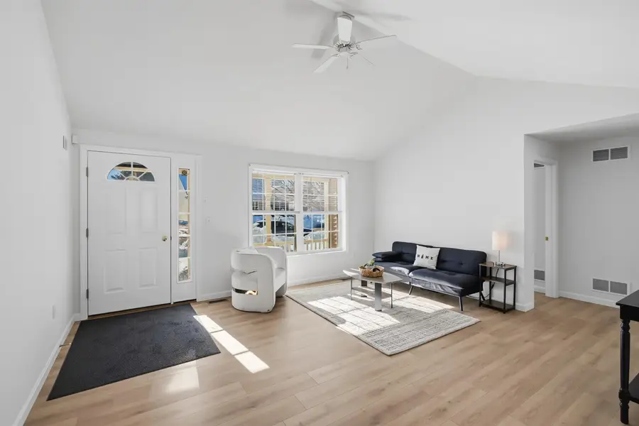 3 Katherine Court, Hudson, NH 03051 - Image #3