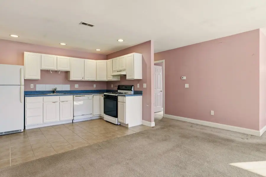 95 Court Street #1, Exeter, NH 03833 - Image #3