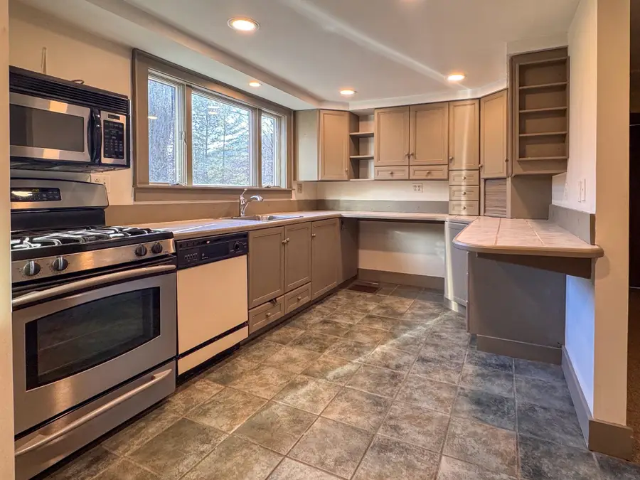 2511 VT Route 30, Dorset, VT 05251 - #2