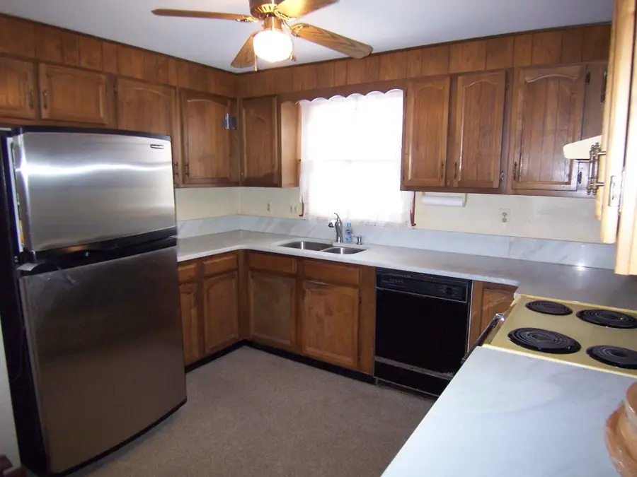 18 Century Road, Nashua, NH 03064 - Image #2