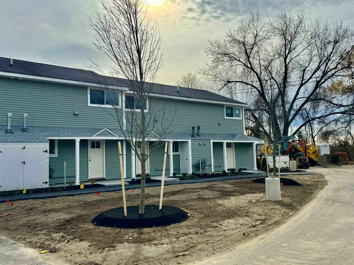 13 Birdie Grove, Rochester, NH 03839 - Image #1