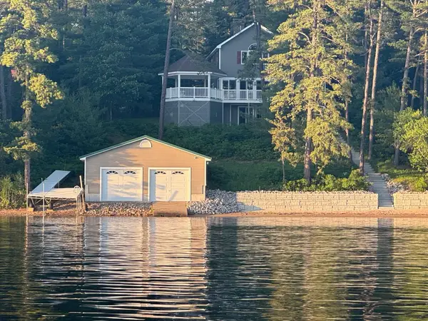 112 N Broad Bay Road, Freedom, NH 03836