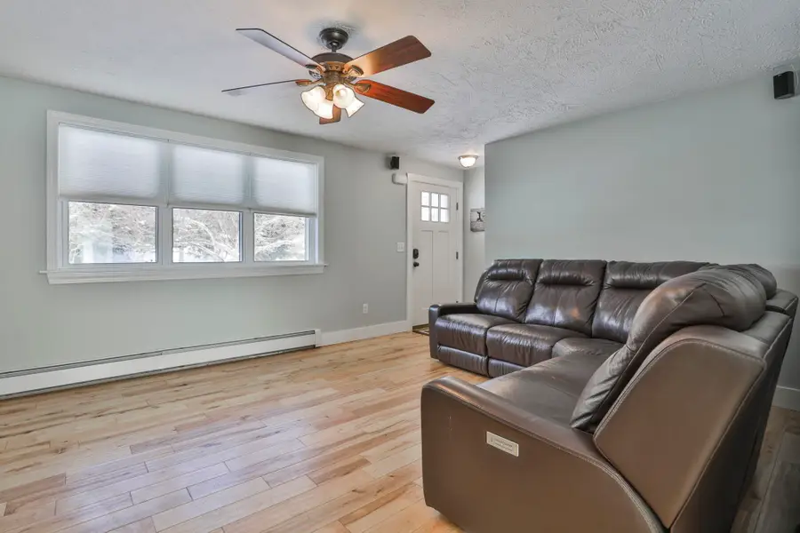 113 woodland Avenue, Gilford, NH 03249 - Image #3