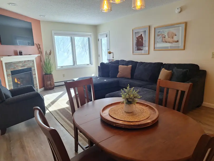 55 Alpine Drive #H104, Killington, VT 05751 - #2