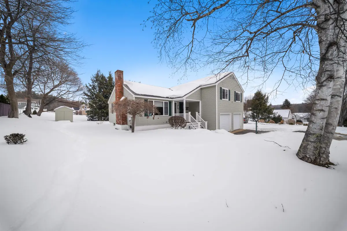 28 Village Court, Laconia, NH 03246 - Image #1